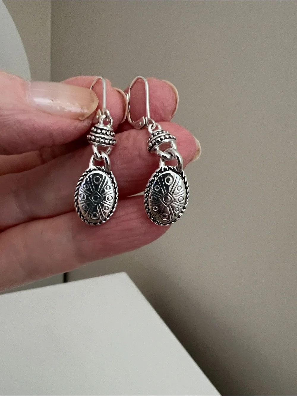 Intricate Oval Medallion Drop Earrings - Silver Tone - Vintage